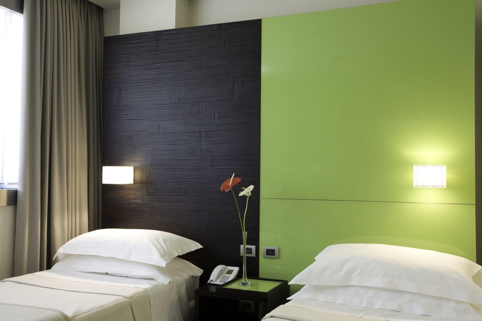 Una Hotels T Hotel Cagliari Esterno foto